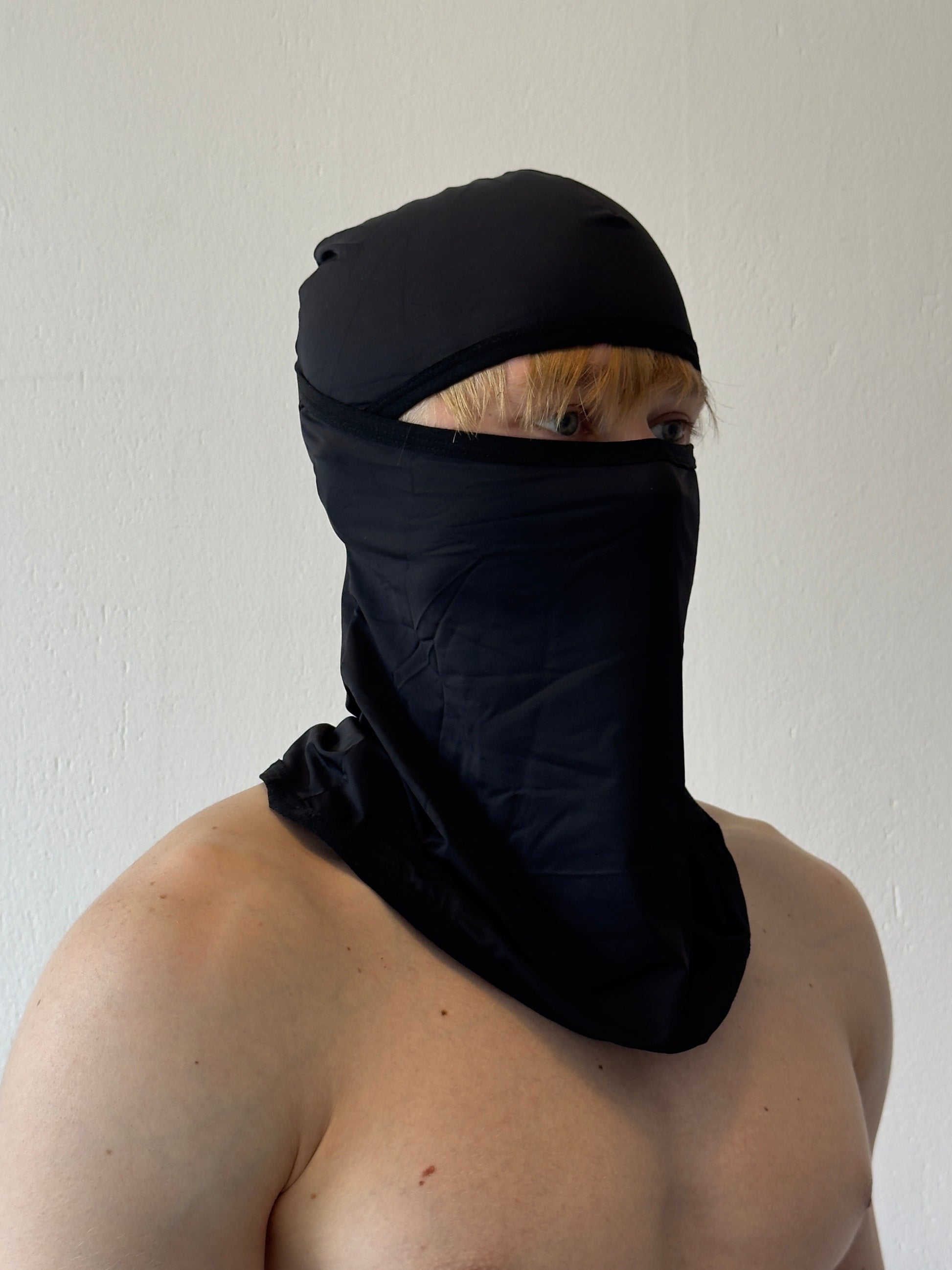 Lightweight bicycle and motorcycle balaclava